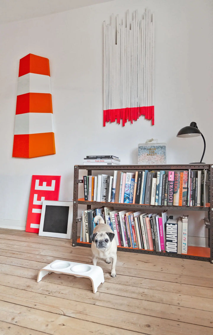 DOGBAR DESIGN-FUTTERSTATION GR. S-large Jetzt erhältlich bei  Dogsmopolitan