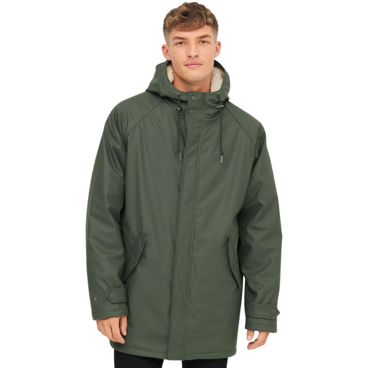 Regenjacke Herren Trekholm in Oliv von Derbe