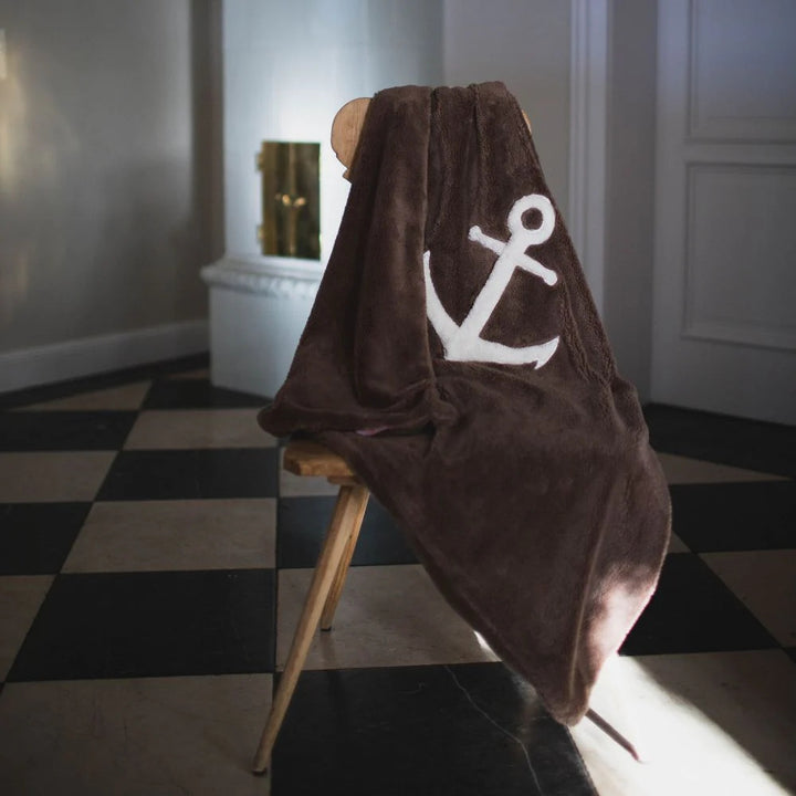 Dog blanket with anchor brown