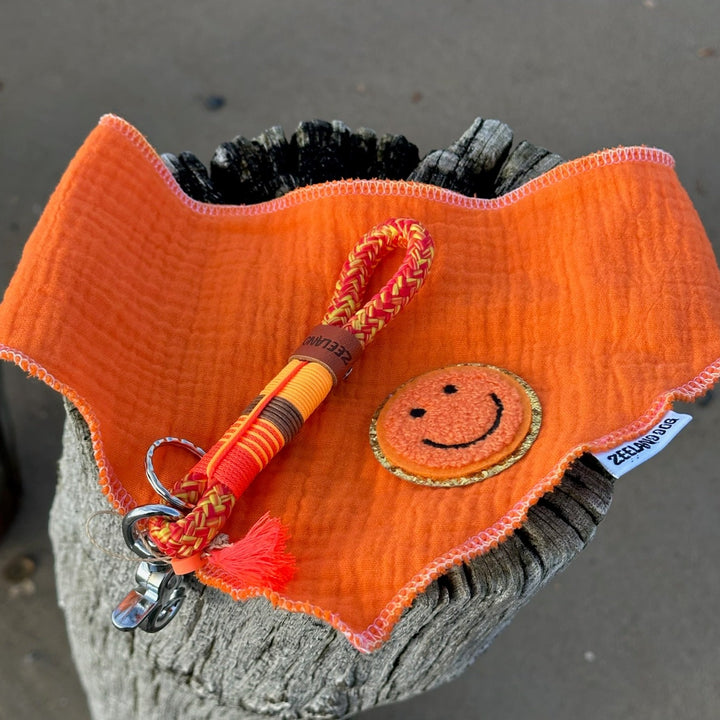 ZEELAND DOG Happy Orange Jetzt erhältlich bei  Dogsmopolitan