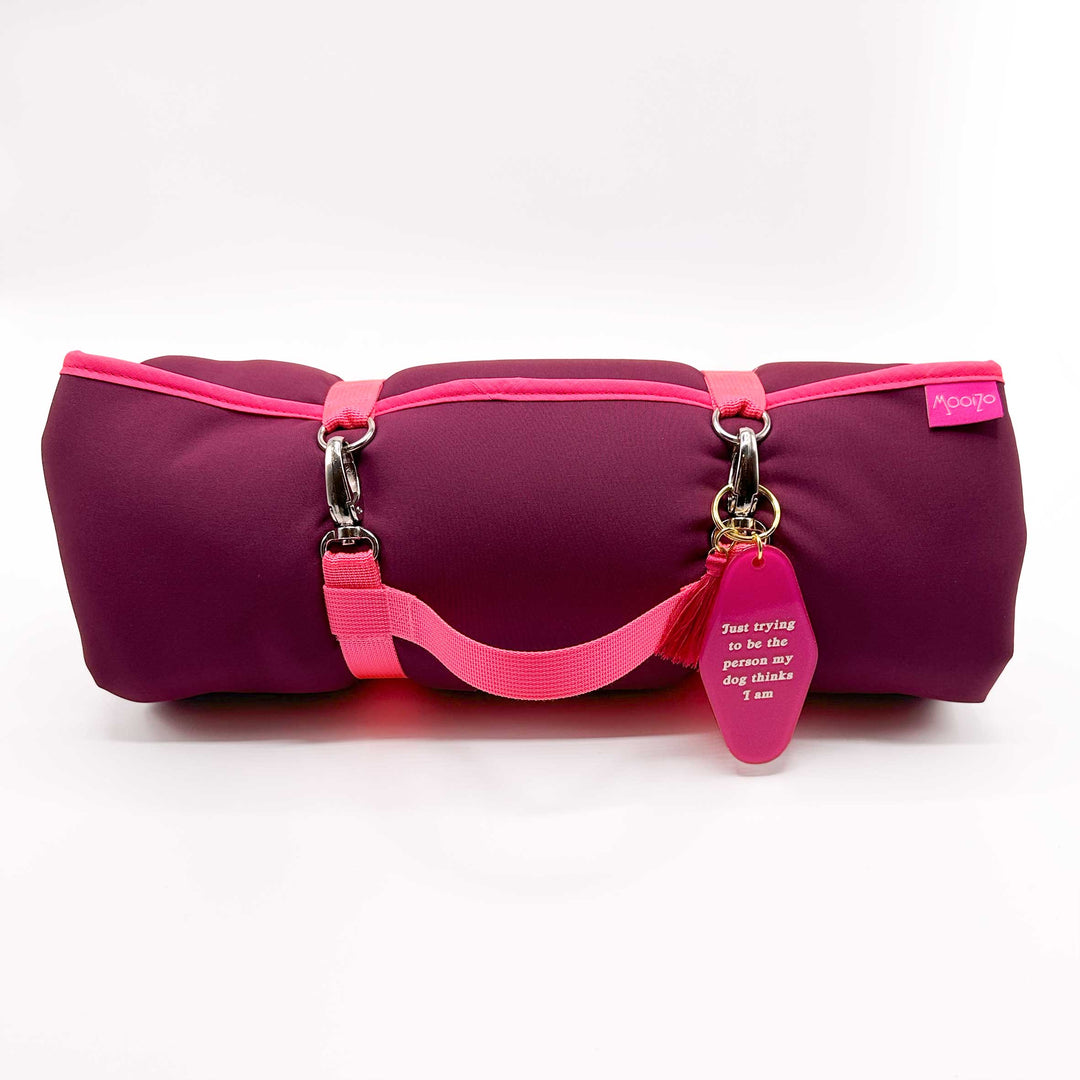 Dog’n’Roll travel blanket for dogs - Burgundy &amp; Teddy pink