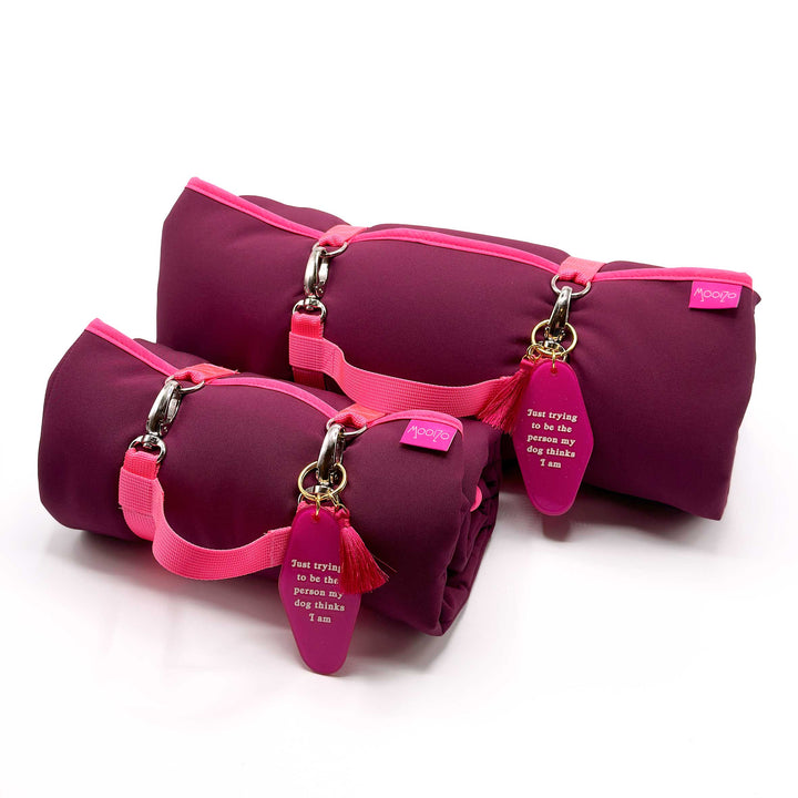 Dog’n’Roll travel blanket for dogs - Burgundy &amp; Teddy pink
