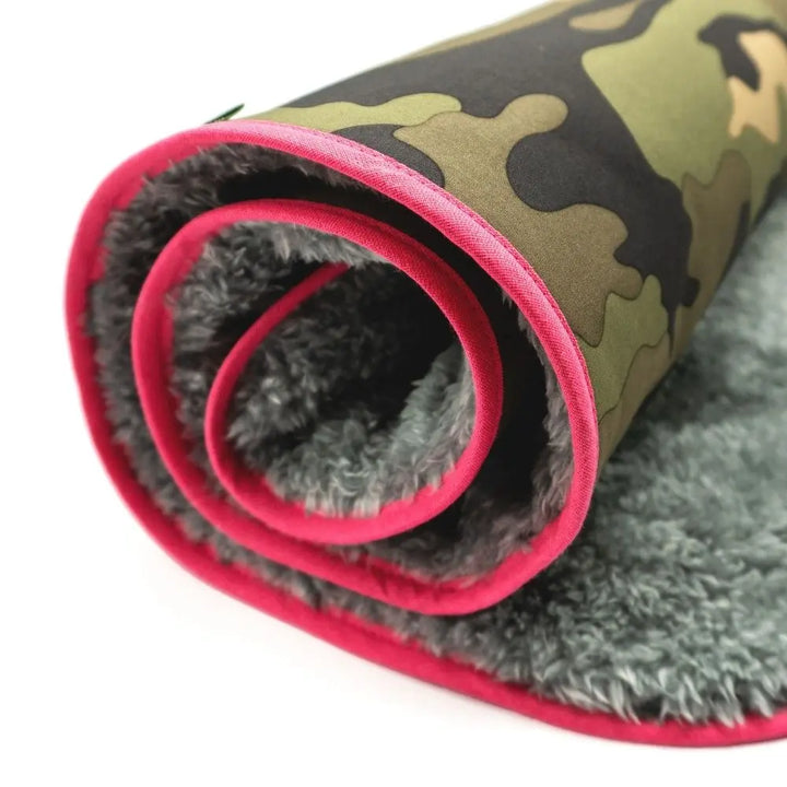 Dog'n'Roll - Camouflage & Pink Jetzt erhältlich bei  Dogsmopolitan